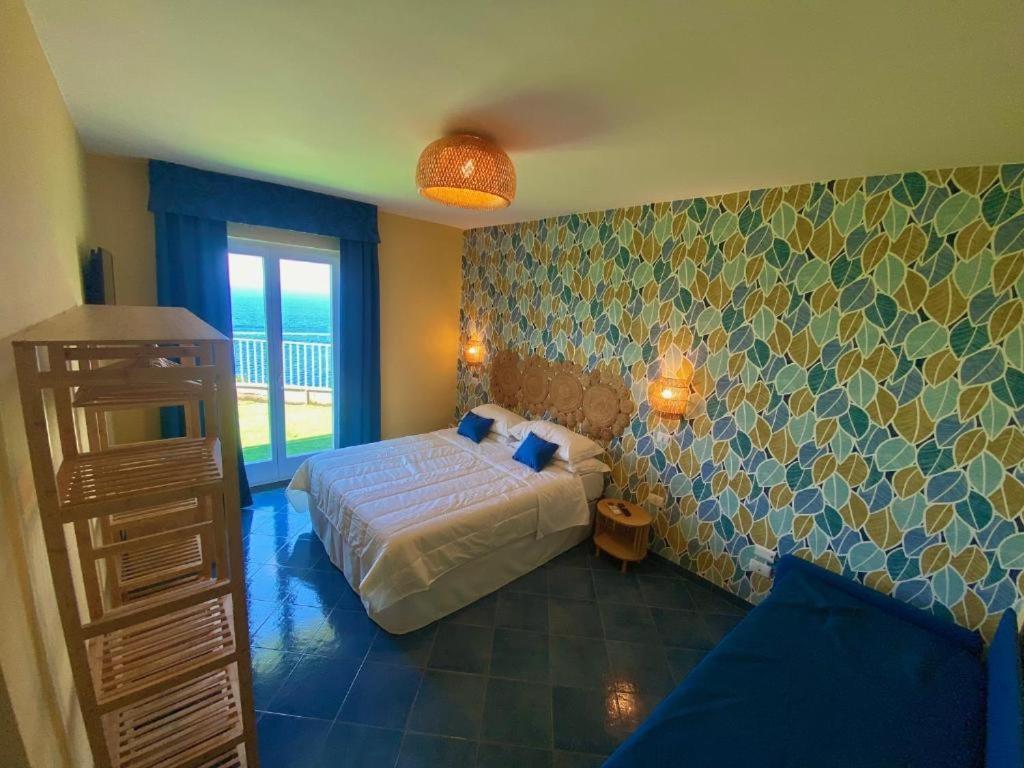 Hotel Villa Lubrense Sorrento มัสซาลูเบรนเซ ภายนอก รูปภาพ